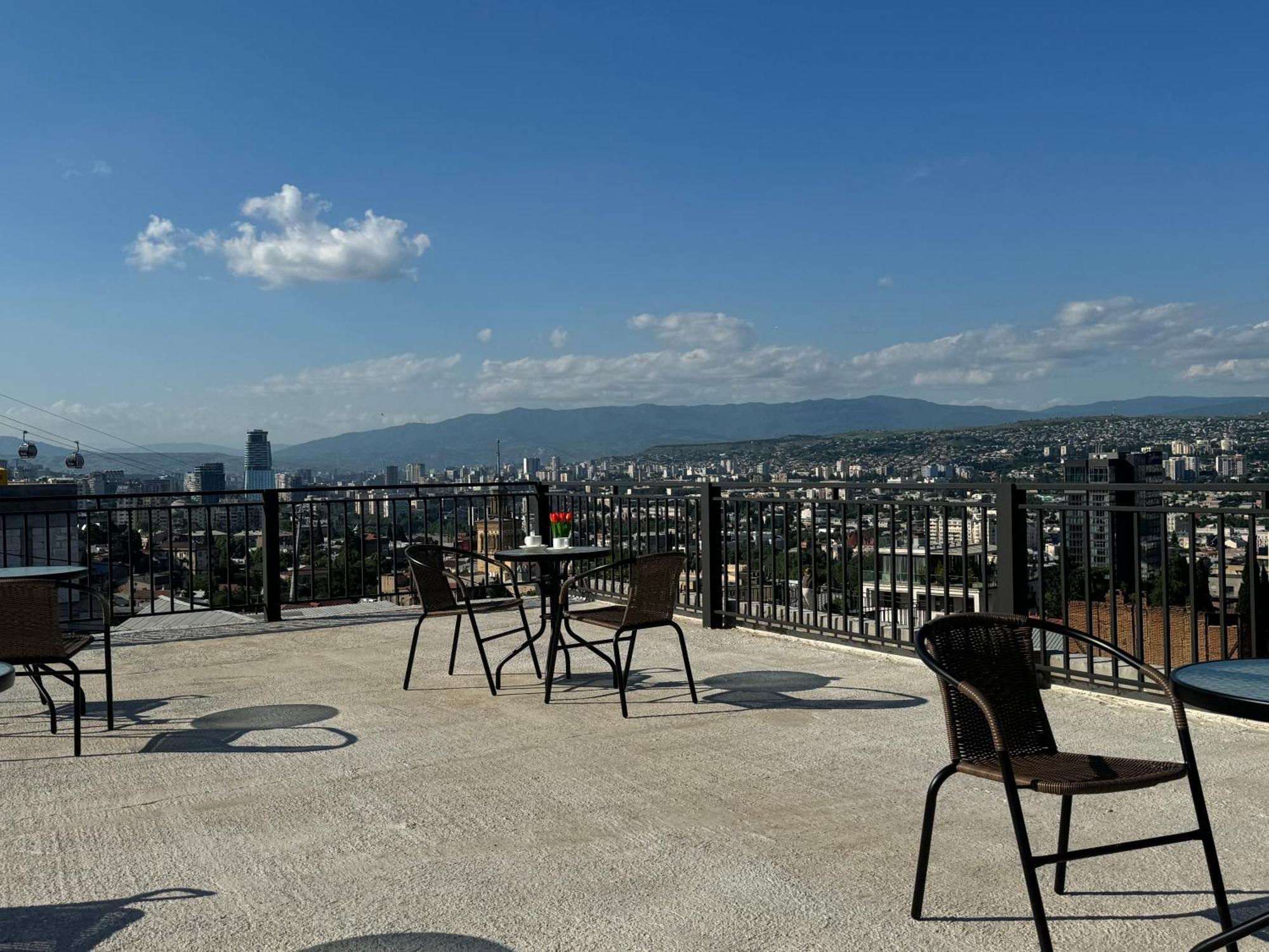Brothers Apartments With Terrace In Old Tbilisi Eksteriør billede