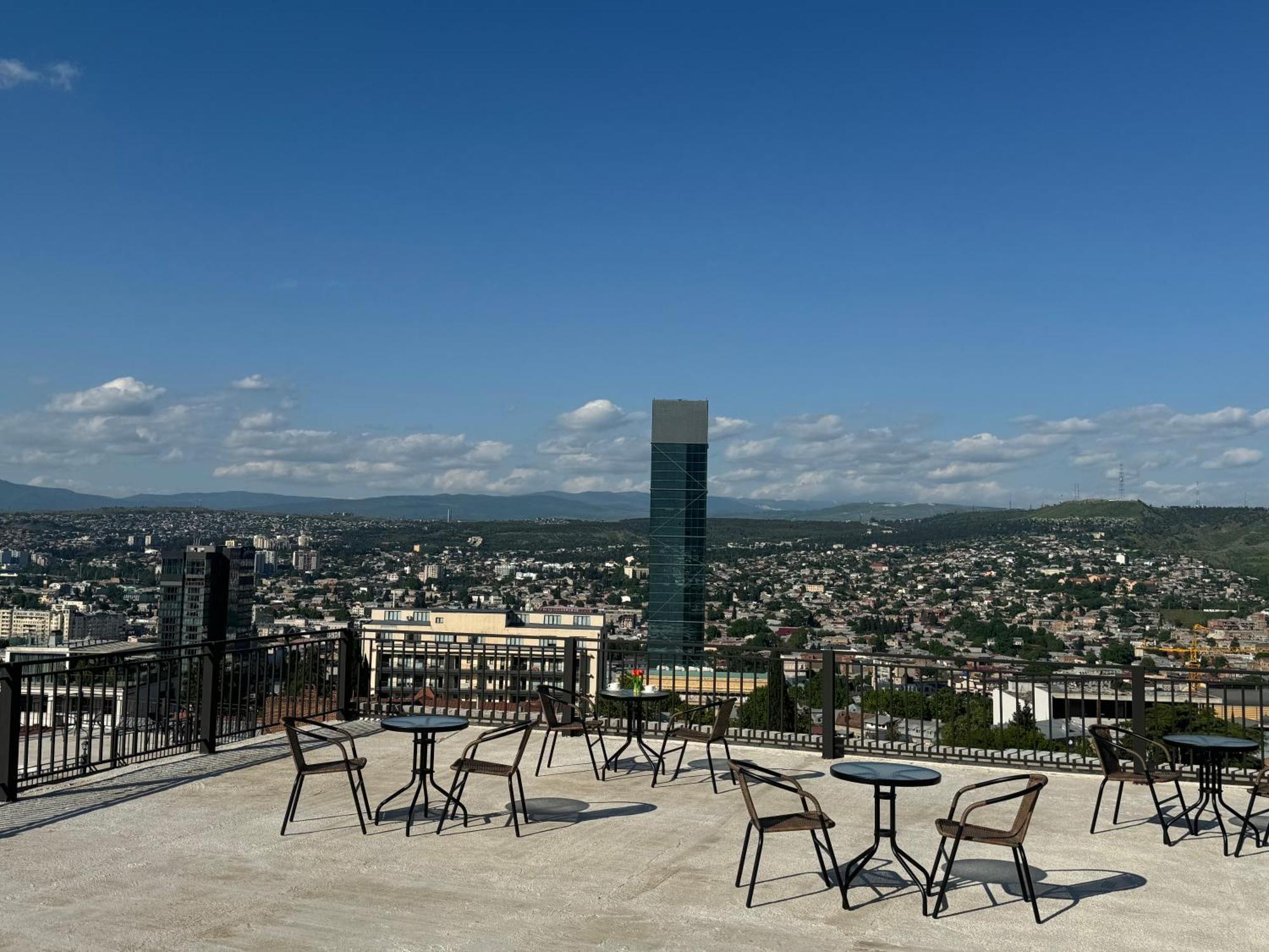 Brothers Apartments With Terrace In Old Tbilisi Eksteriør billede